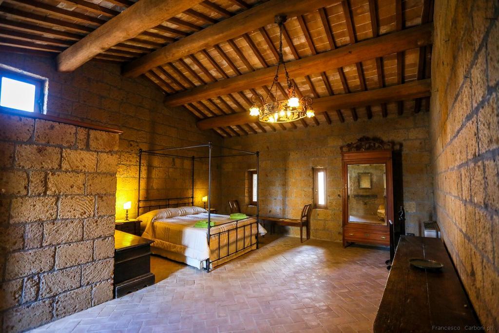 Agriturismo San Giusto Hotel Tuscania Luaran gambar