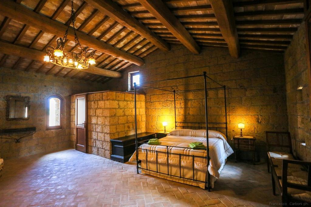 Agriturismo San Giusto Hotel Tuscania Luaran gambar