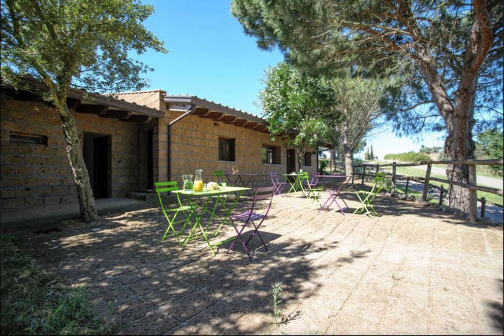 Agriturismo San Giusto Hotel Tuscania Luaran gambar